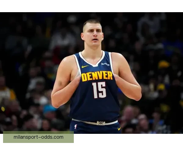 约基奇主宰比赛展现全能攻击技巧让我们学到多种为中心打法